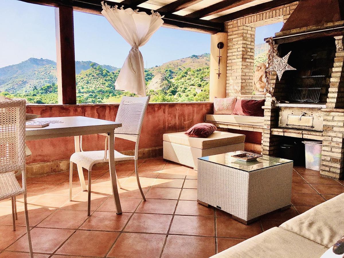 Casa Aurelio Wellness Suite & Spa Inclusive タオルミーナ エクステリア 写真