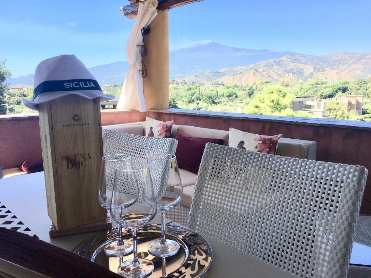 Casa Aurelio Wellness Suite & Spa Inclusive タオルミーナ エクステリア 写真